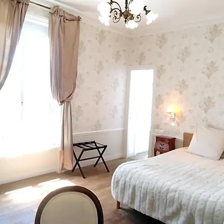 Cocteau Avec Vue Sur Le Mont Saint Michel 3*